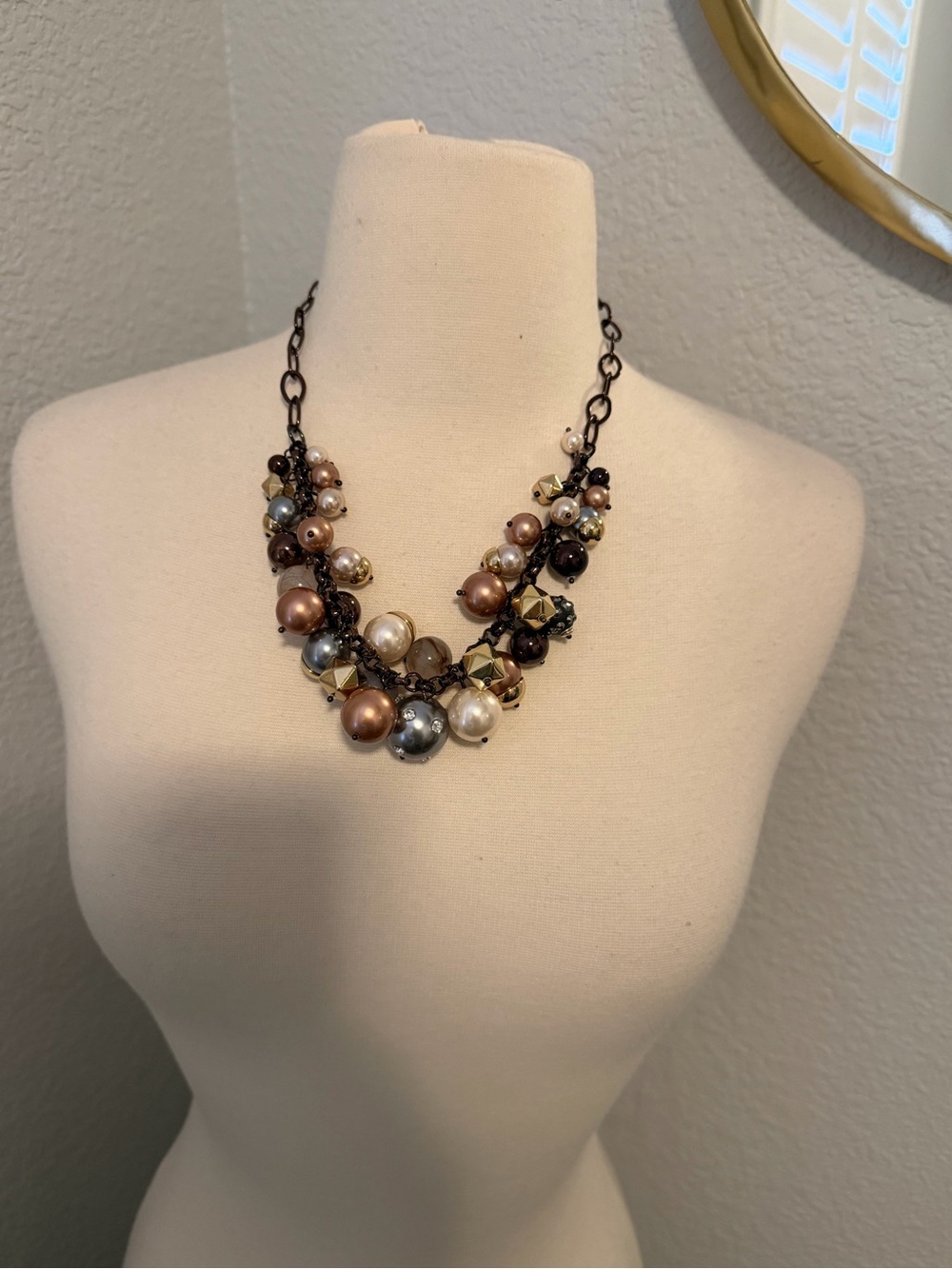 Multi-Color Pearl & Metallic Cluster Necklace